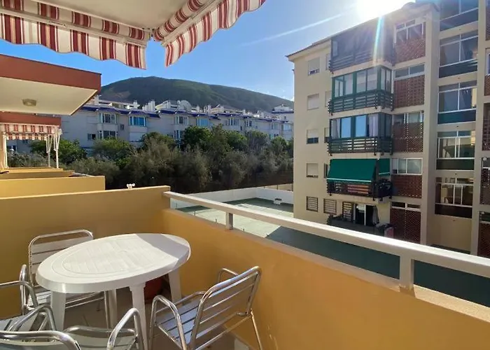 Los Angeles. Los Cristianos. Free Wifi